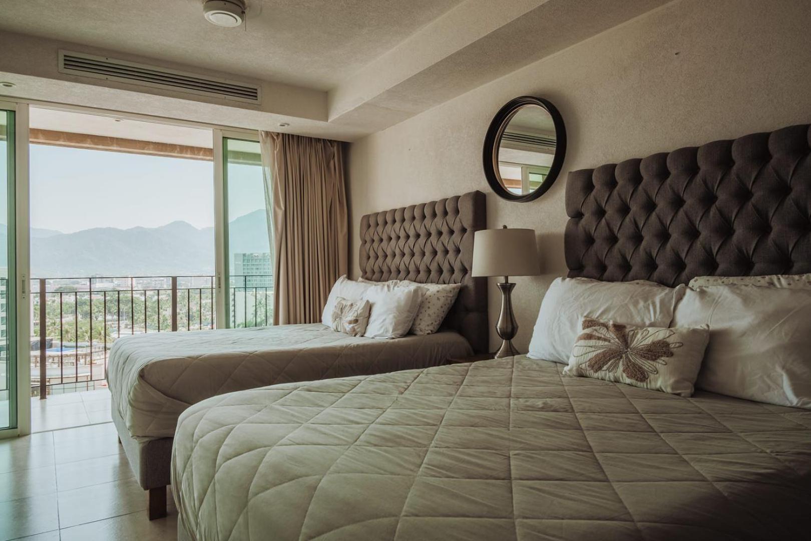 Grand Venetian Beachfront Condos Puerto Vallarta Zewnętrze zdjęcie