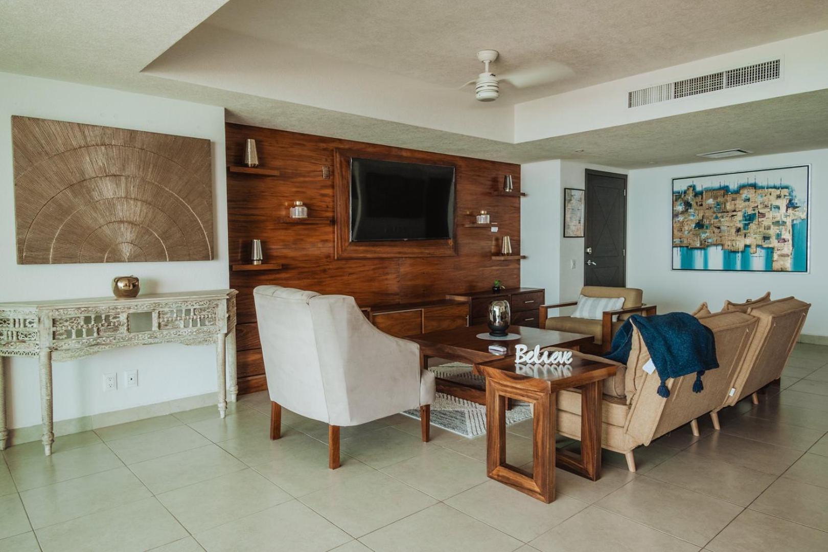 Grand Venetian Beachfront Condos Puerto Vallarta Zewnętrze zdjęcie