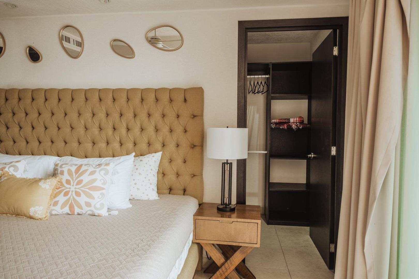 Grand Venetian Beachfront Condos Puerto Vallarta Zewnętrze zdjęcie