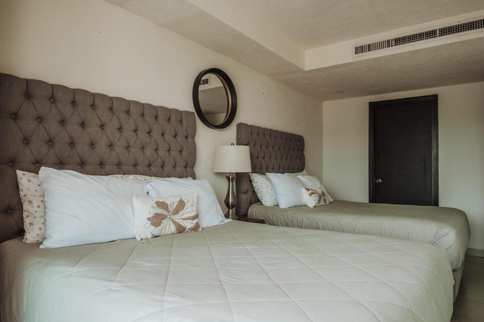 Grand Venetian Beachfront Condos Puerto Vallarta Zewnętrze zdjęcie
