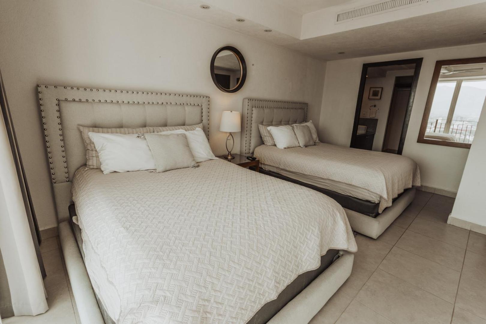 Grand Venetian Beachfront Condos Puerto Vallarta Zewnętrze zdjęcie