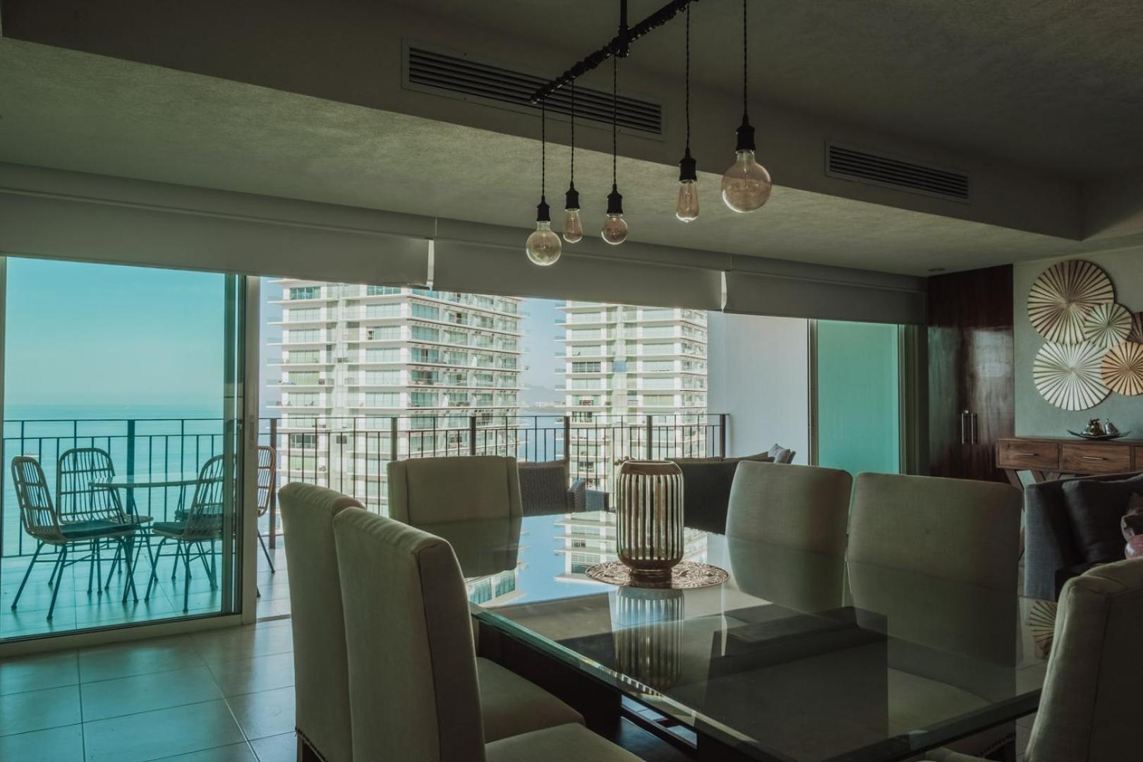 Grand Venetian Beachfront Condos Puerto Vallarta Zewnętrze zdjęcie